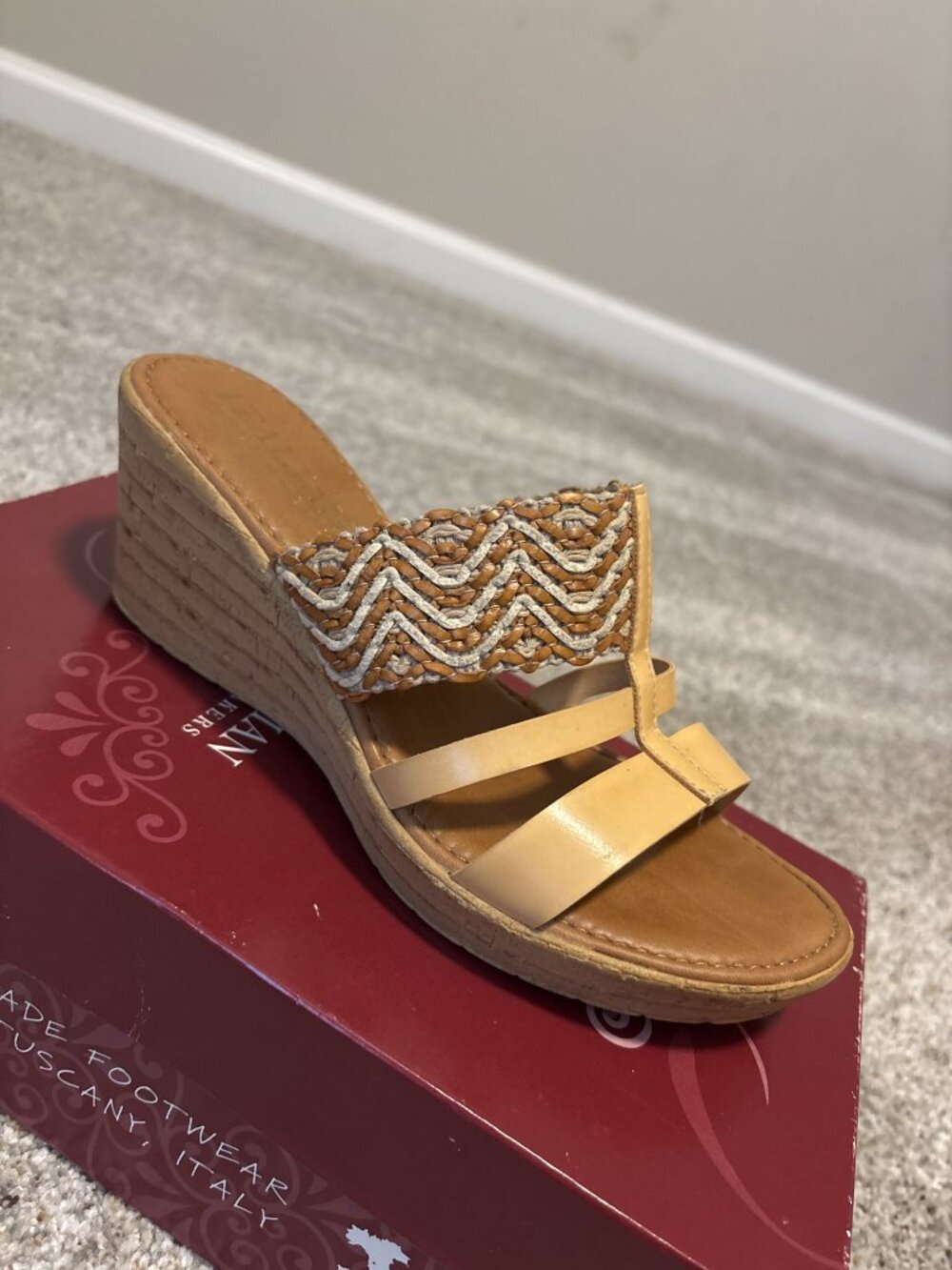 Italian Shoemakers Solemate Woven Wedge Sandals 8